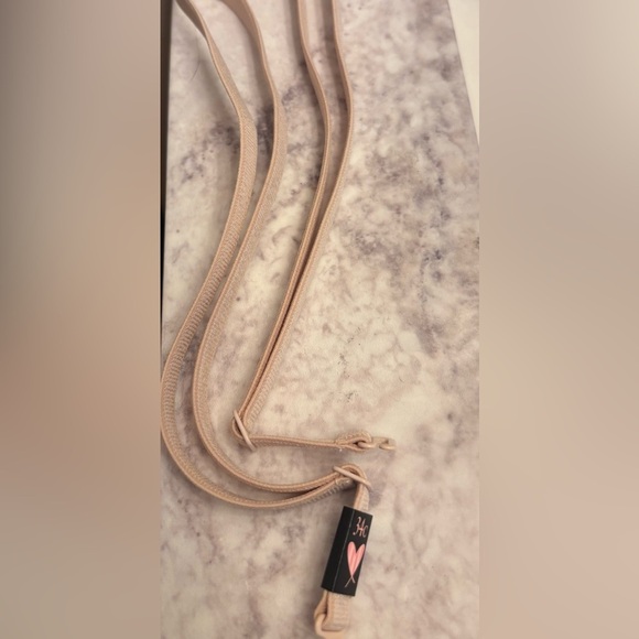 Victoria’s Secret Body By Victoria Strapless Nude Bra, Size 34C - Picture 5 of 5